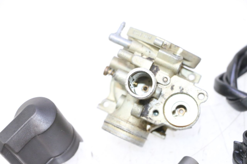 photo de CARBURETOR PEUGEOT SPEEDFIGHT LC 50 (1996 - 2002) - Additional view of the item