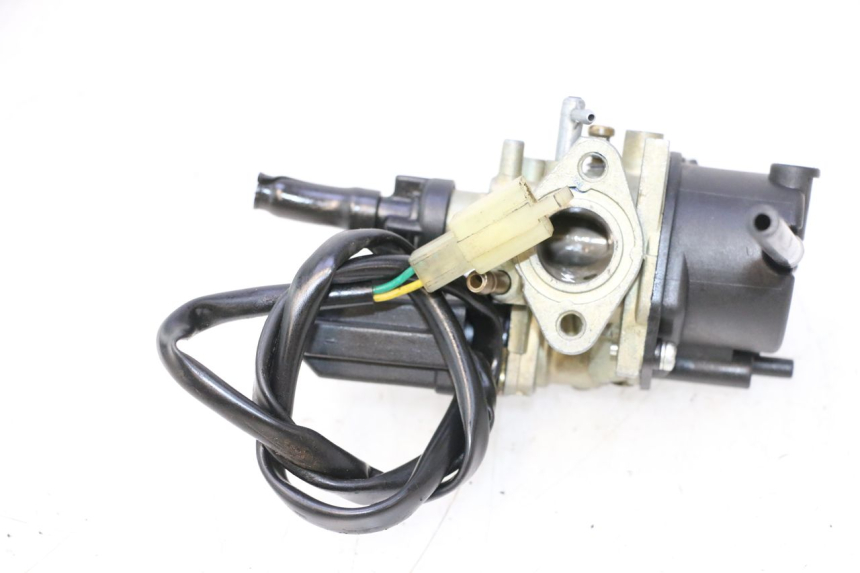 photo de CARBURETOR PEUGEOT SPEEDFIGHT LC 50 (1996 - 2002) - Fixing points details
