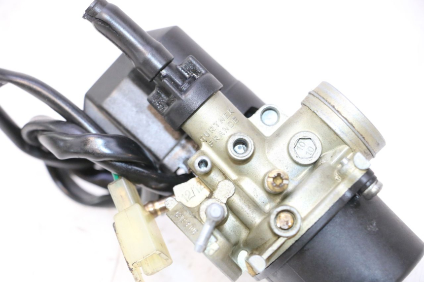 photo de CARBURETOR PEUGEOT SPEEDFIGHT LC 50 (1996 - 2002) - Surface and material condition