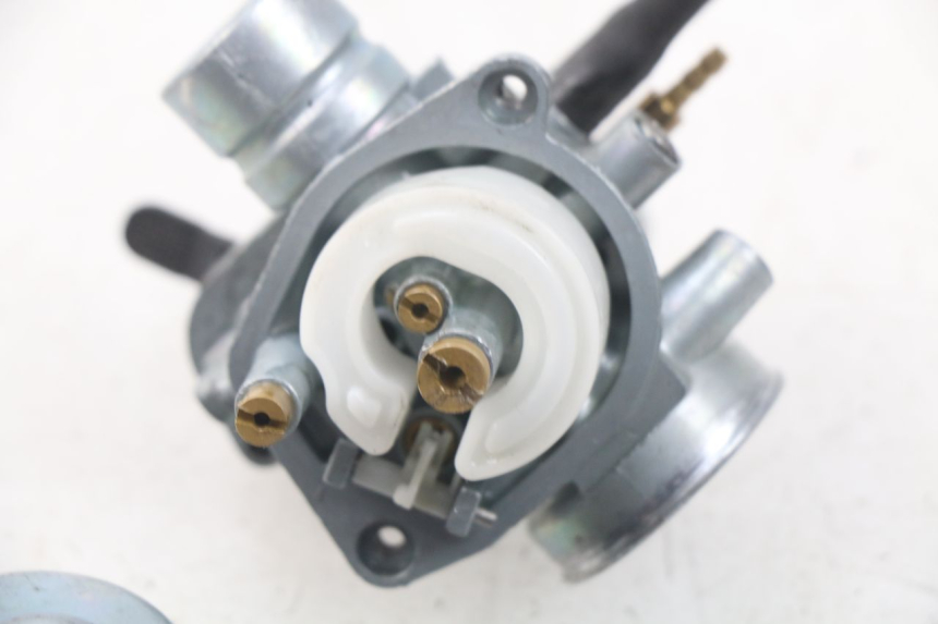 photo de CARBURETOR MBK STUNT NAKED 50 (2004 - 2018) - Distinctive features