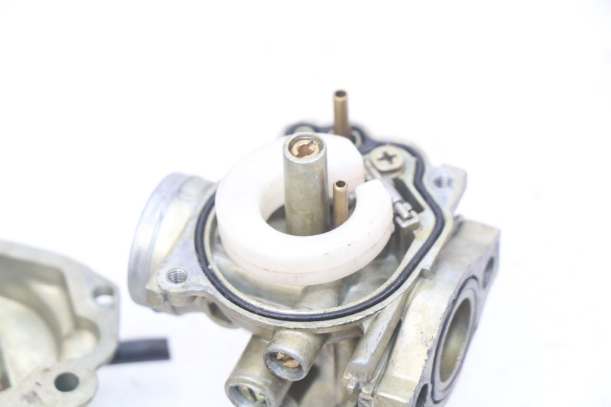 photo de CARBURETOR PEUGEOT TKR TREKKER FURIOUS 50 (2005 - 2014) - Distinctive features