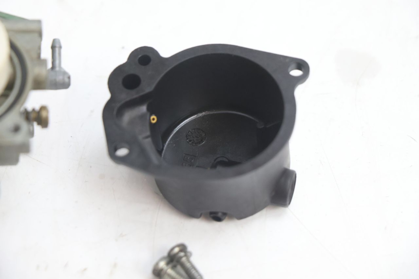 photo de CARBURETOR PEUGEOT TKR TREKKER FURIOUS 50 (2005 - 2014) - Additional view of the item
