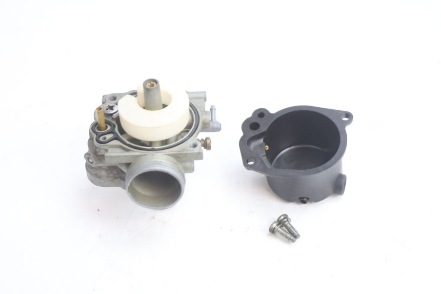 photo de CARBURETOR PEUGEOT TKR TREKKER FURIOUS 50 (2005 - 2014) - Checked used part
