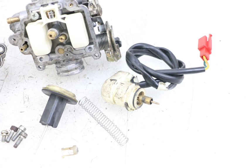 photo de CARBURETOR BAOTIAN TRAVEL SPIRIT 50 (2010 - 2012) - Distinctive features