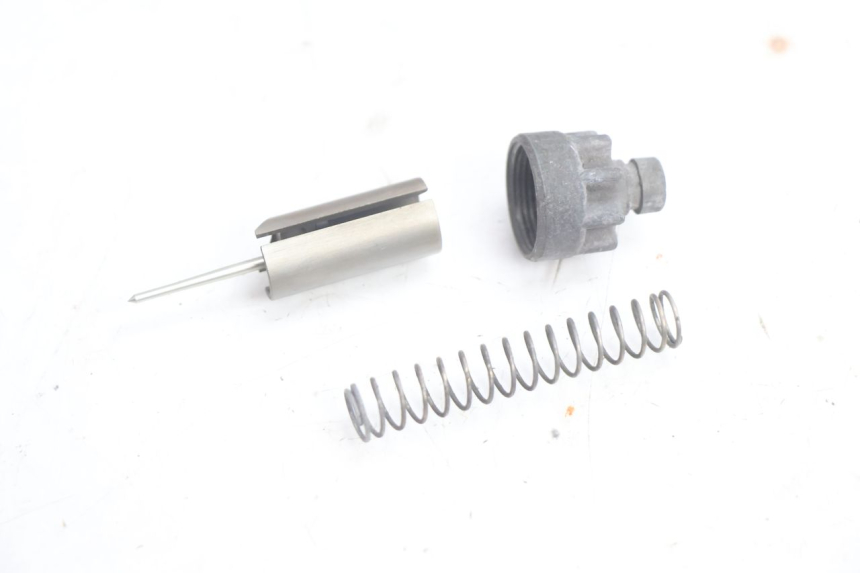 photo de CARBURETOR PEUGEOT TREKKER 50 (1995 - 2004) - Distinctive features