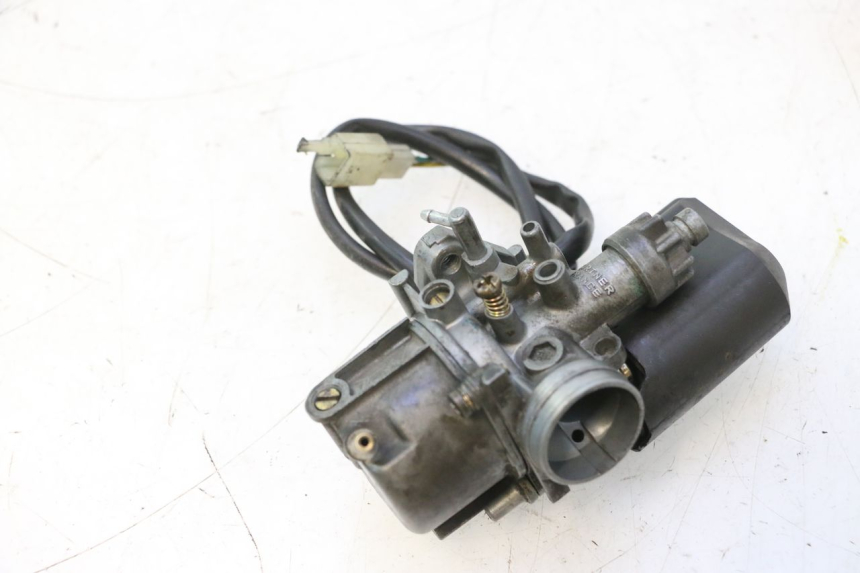 photo de CARBURETOR PEUGEOT TREKKER 50 (1995 - 2004) - Alternative perspective