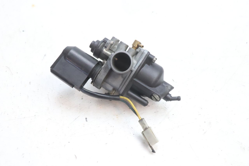 photo de CARBURETOR PIAGGIO VESPA PRIMAVERA 2T 50 (2013 - 2018) - Alternative perspective