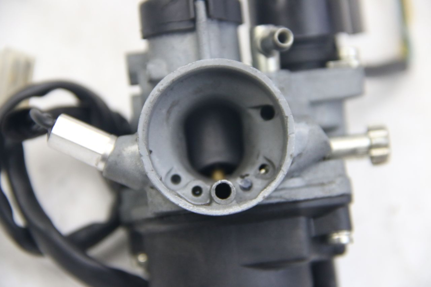 photo de CARBURETOR PIAGGIO VESPA SPRINT 2T 50 (2014 - 2018) - Fixing points details