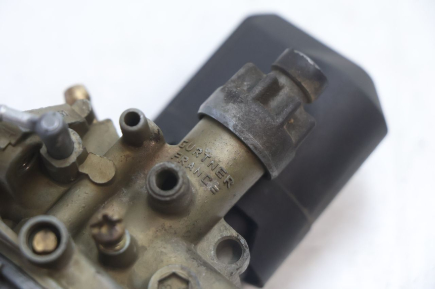 photo de CARBURETOR PEUGEOT VIVACITY 50 (1998 - 2003) - Zoom on usage condition