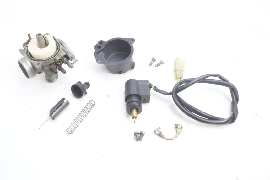 photo de CARBURETOR PEUGEOT VIVACITY 50 (2004 - 2009) - Surface and material condition