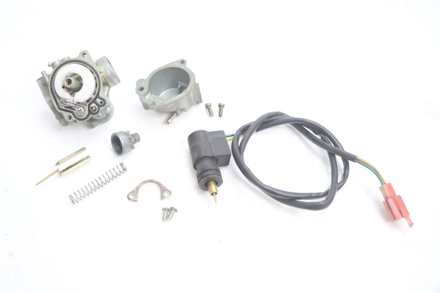 photo de CARBURETOR PEUGEOT VIVACITY 50 (1998 - 2003) - Fixing points details