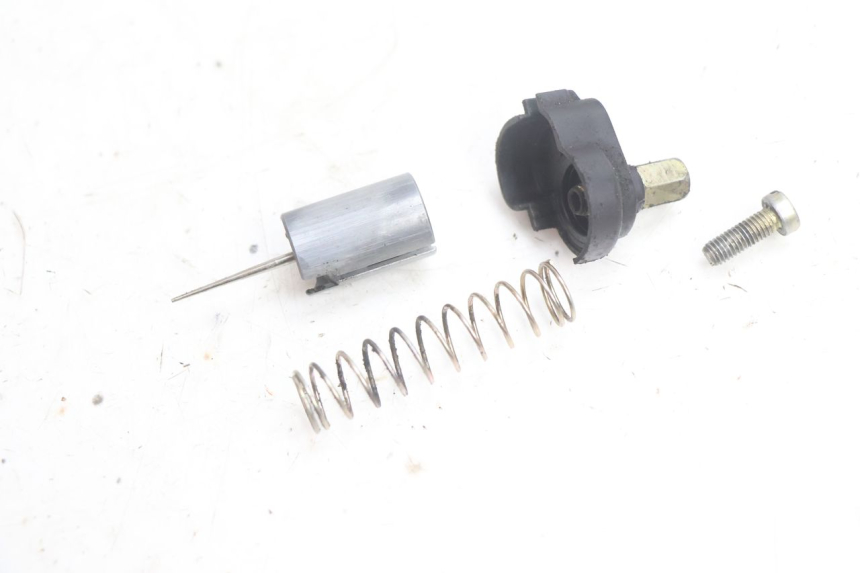 photo de CARBURETOR PEUGEOT VIVACITY 100 (1999 - 2008) - Component zoom