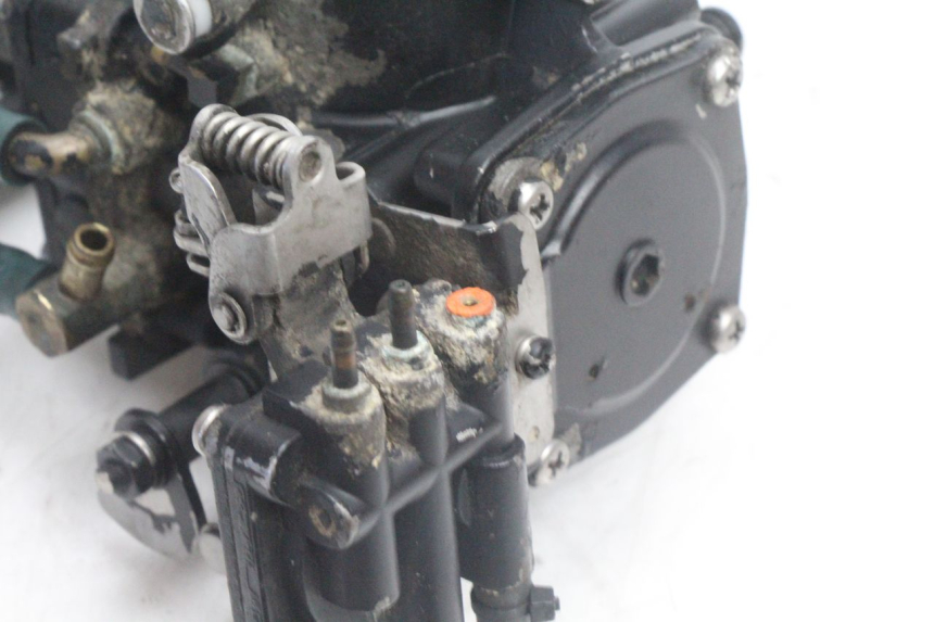 photo de CARBURETOR YAMAHA WAVE RUNNER GP R 1200 (2000 - 2003) - Component zoom