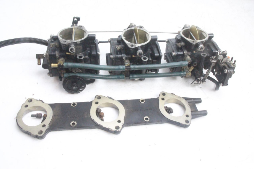 photo de CARBURETOR YAMAHA WAVE RUNNER GP R 1200 (2000 - 2003) - Checked used part