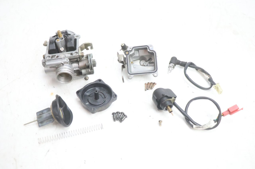 photo de CARBURETOR PIAGGIO X8 STREET 125 (2006 - 2007) - Fixing points details