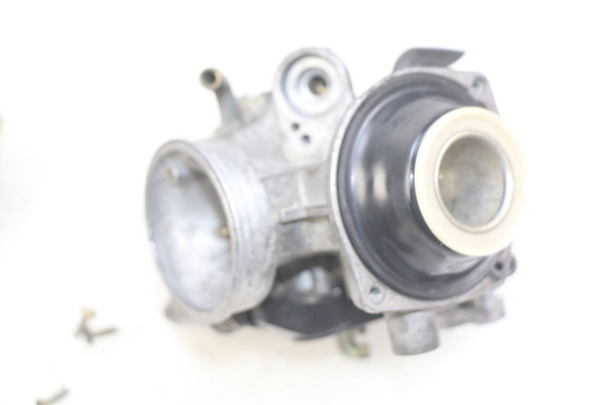 photo de CARBURETOR PIAGGIO X8 125 (2004 - 2007) - Distinctive features