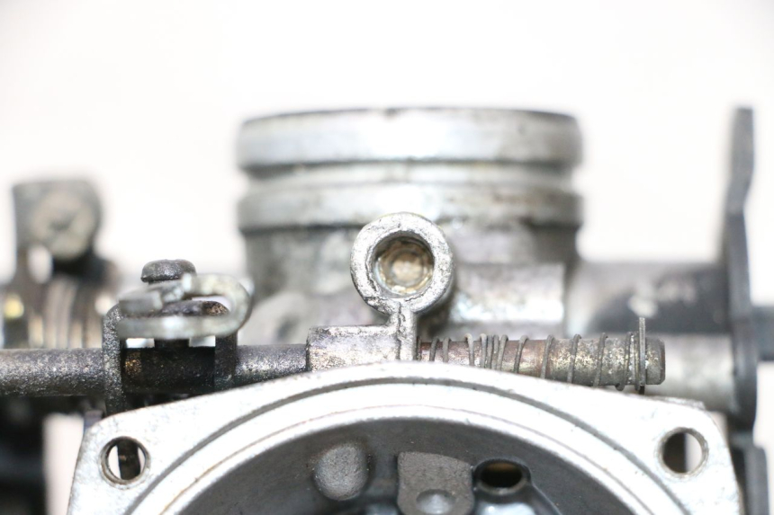 photo de CARBURETOR YAMAHA XJR 1300 (1998 - 2002) - High-resolution close-up