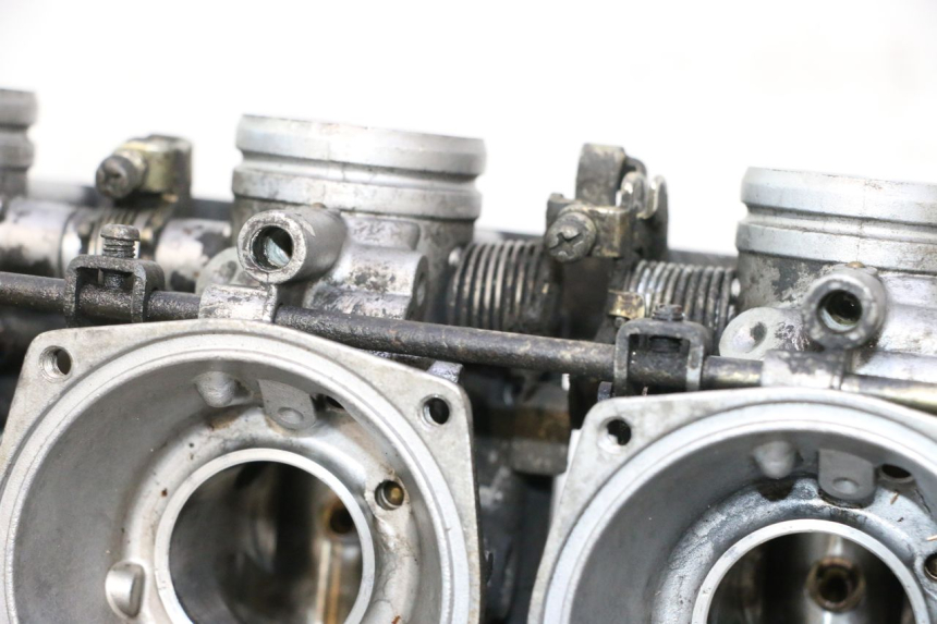 photo de CARBURETOR YAMAHA XJR 1300 (1998 - 2002) - Detailed visual inspection