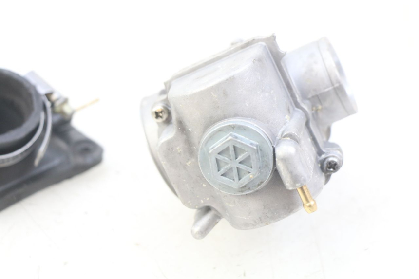 photo de CARBURETOR PEUGEOT XP6 50 (1997 - 2003) - Fixing points details