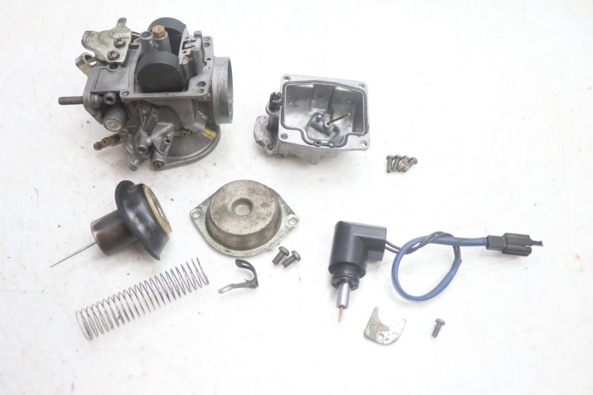 photo de CARBURETOR YAMAHA YP MAJESTY 125 (2002 - 2006) - Fixing points details