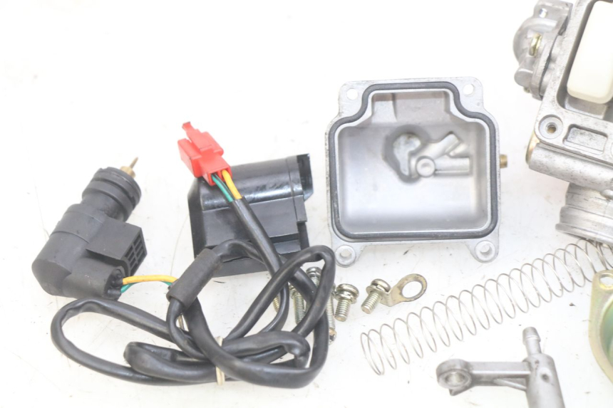 photo de CARBURETOR YIYING YY125T 125 (2006 - 2014) - Supplementary product photo
