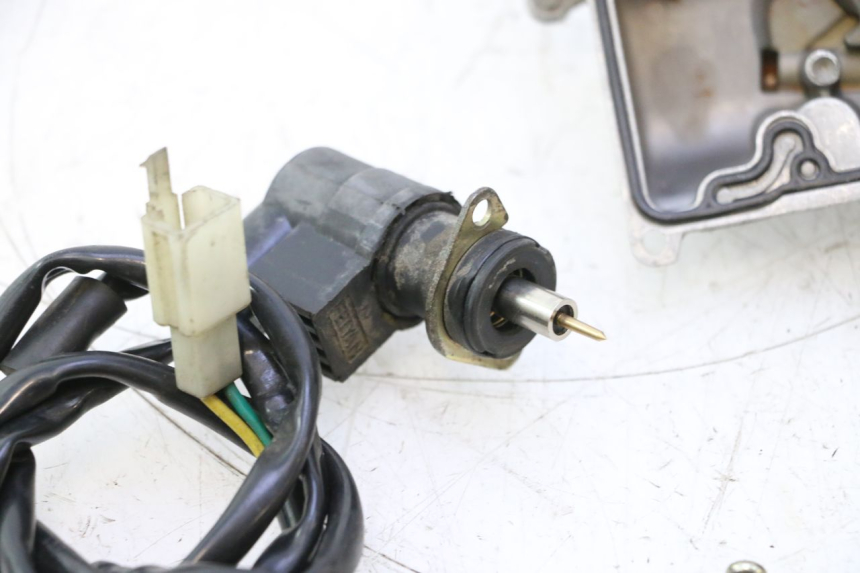 photo de CARBURETOR YIYING YY50QT-6 50 - Alternative angle