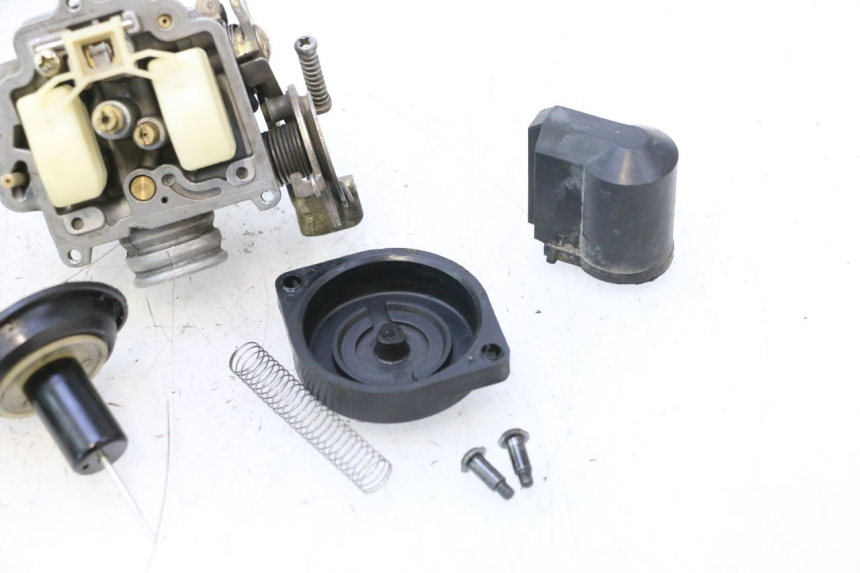 photo de CARBURETOR YIYING YY50QT-6 50 - Spare part profile view