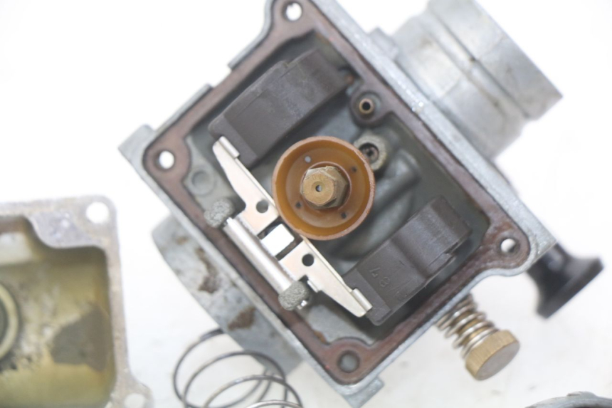 photo de CARBURETOR YAMAHA YZ 80 (1982 - 1983) - Distinctive features