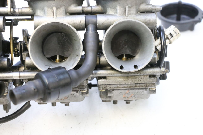 photo de CARBURETOR YAMAHA YZF R GENESIS 750 (1993 - 1998) - Focus on structure