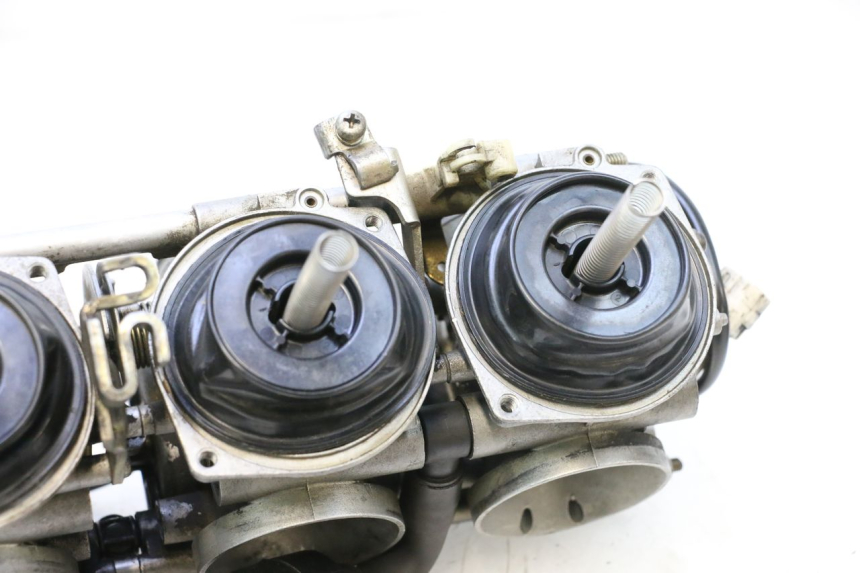 photo de CARBURETOR YAMAHA YZF R GENESIS 750 (1993 - 1998) - Alternative angle