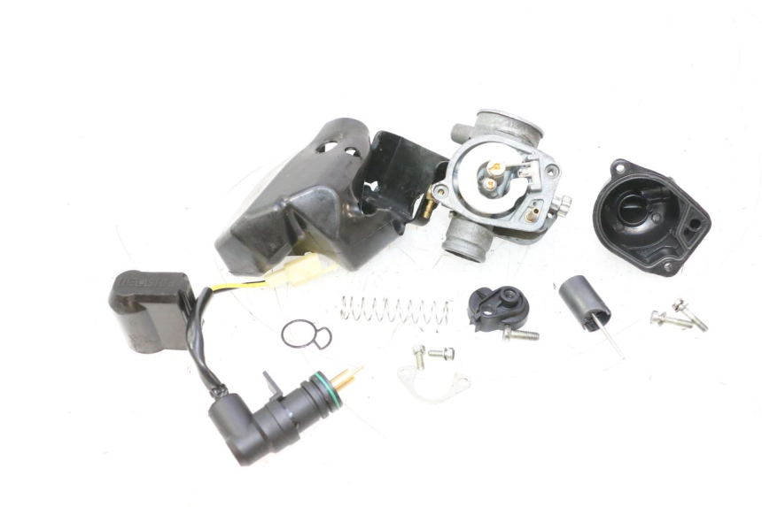 photo de CARBURETOR PIAGGIO ZIP 2T 50 (2009 - 2019) - High-resolution close-up
