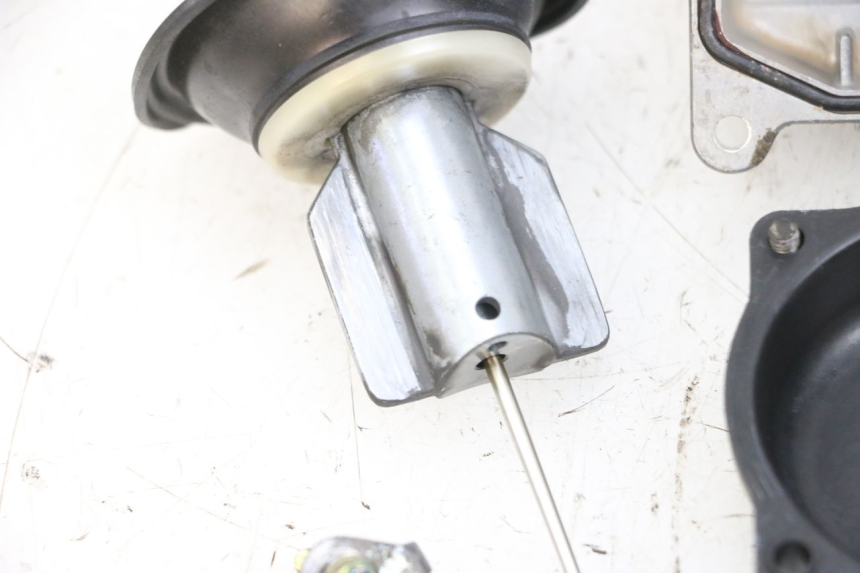 photo de CARBURETOR KAWASAKI ZR 7 750 (1999 - 2004) - Markings and original references