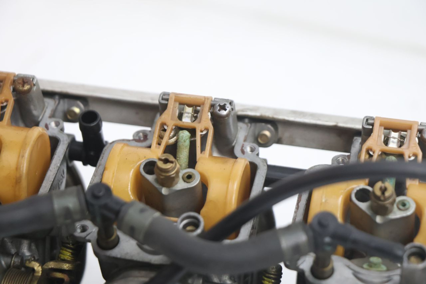 photo de CARBURETOR KAWASAKI ZX-6R ZX6R 600 (1995 - 1997) - Additional view of the item