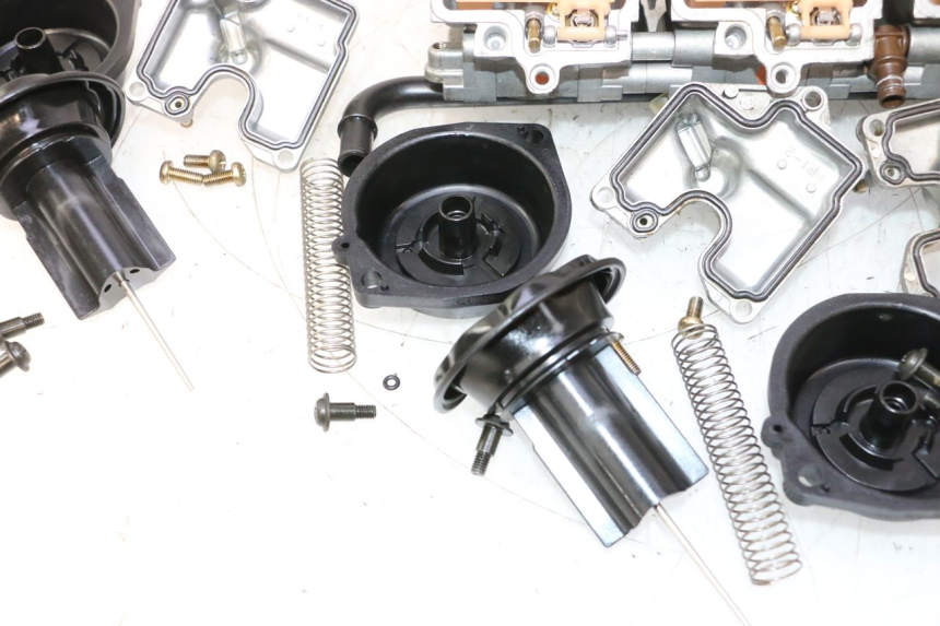 photo de CARBURETOR KAWASAKI ZX-6R ZX6R 600 (2000 - 2002) - Component zoom