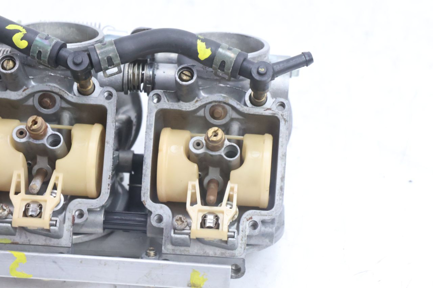 photo de CARBURETOR KAWASAKI ZZR 600 (1995 - 2004) - High-resolution close-up