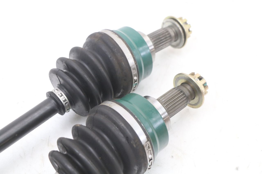 photo de REAR DRIVESHAFT HYTRACK HY S 4X4 410 (2013 - 2016) - High-resolution close-up