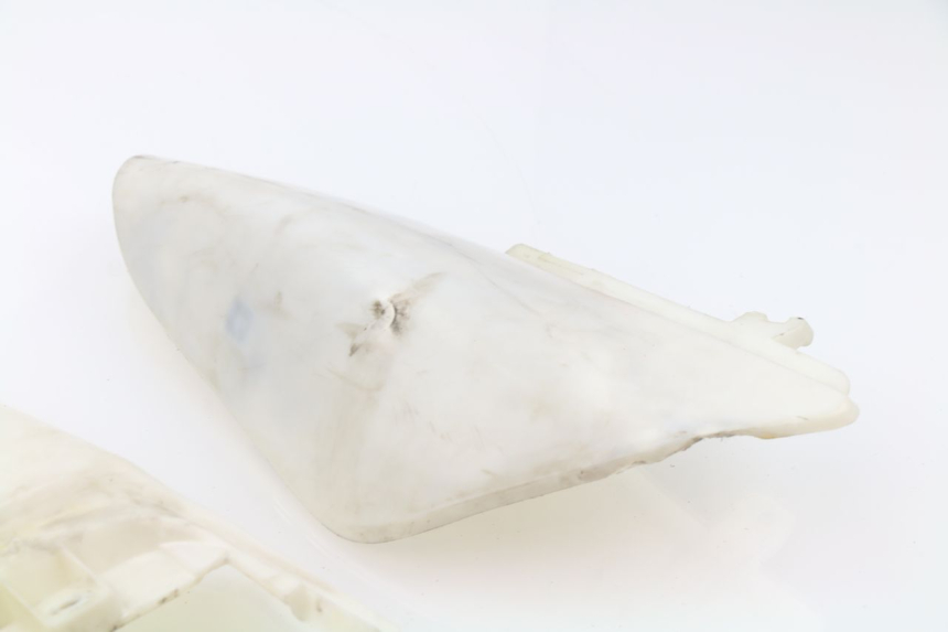 photo de REAR PANEL APOLLO DIRT BIKE 125 (2010 - 2018) - Markings and original references