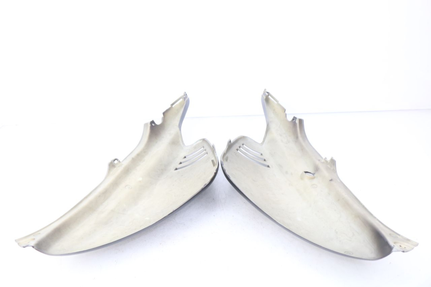 photo de REAR PANEL MBK BOOSTER NEXT GENERATION 50 (2004 - 2007) - Surface and material condition