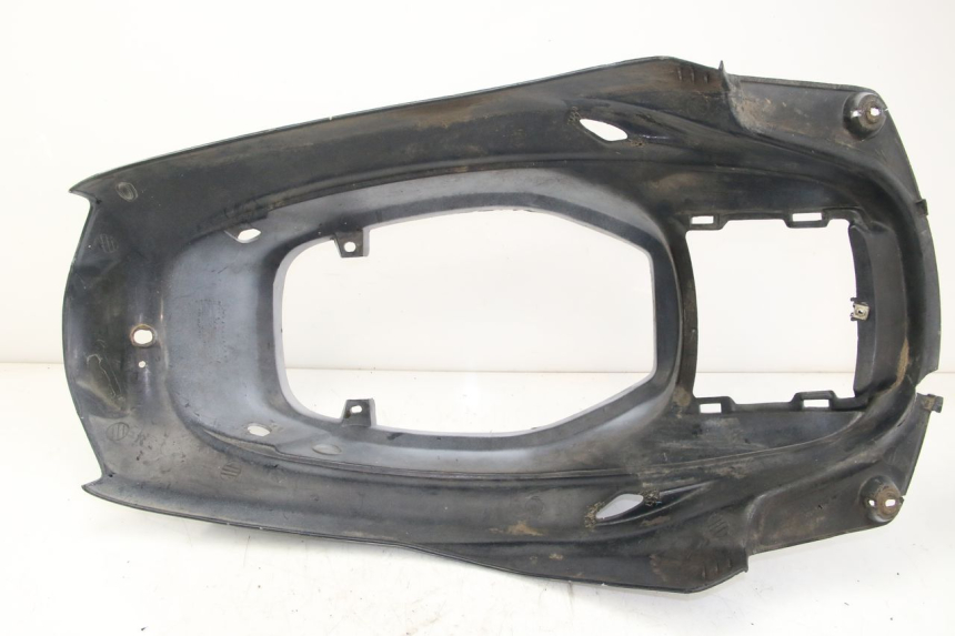 photo de REAR FAIRING MBK BOOSTER SPIRIT 50 (1999 - 2003) - Component detail