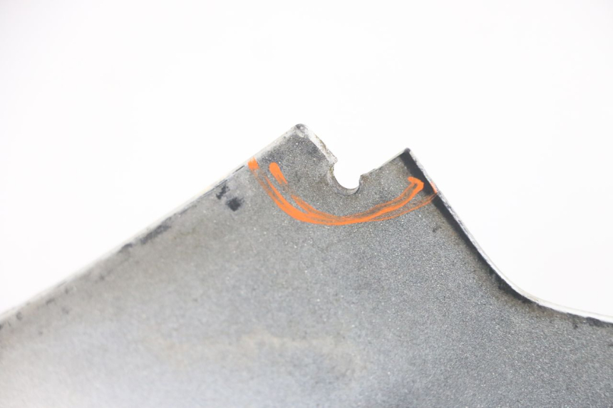 photo de REAR FAIRING MBK BOOSTER SPIRIT 50 (2004 - 2017) - Technical close-up