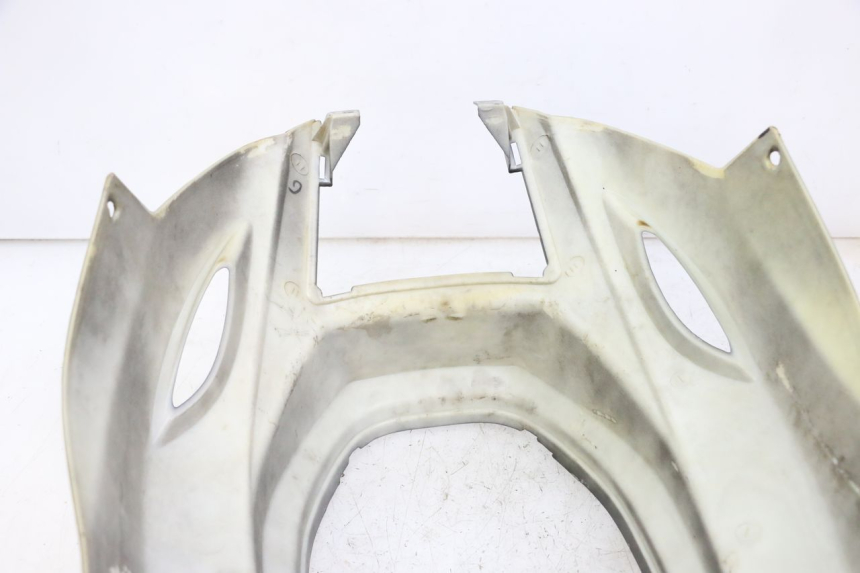 photo de REAR FAIRING MBK BOOSTER SPIRIT NAKED 50 (2004 - 2017) - Zoom on usage condition