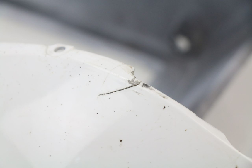 photo de REAR PANEL HONDA CBR 929 RR FIREBLADE 900 (2000 - 2001) - Technical close-up