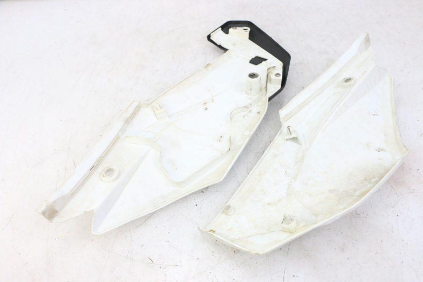 photo de REAR PANEL HONDA CRF-F CRF F 110 (2019 - 2022) - Zoom on usage condition