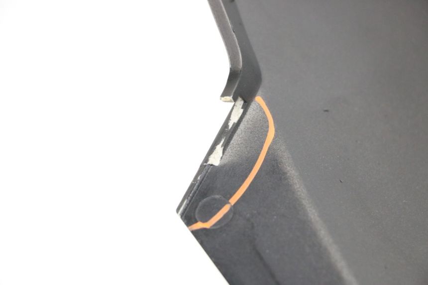 photo de REAR FAIRING KYMCO DINK 4T 50 (2007 - 2018) - Alternative perspective