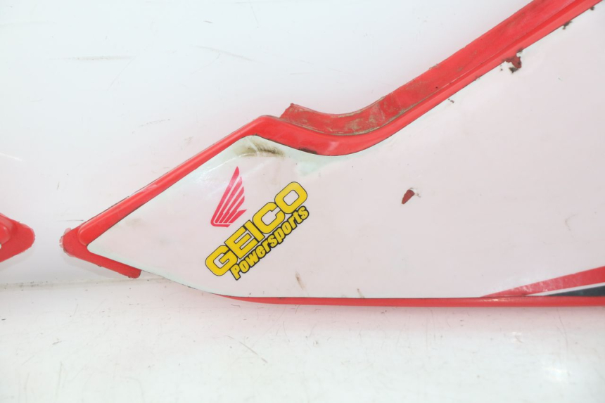photo de REAR PANEL CRZ DIRTBIKE 140 - Technical close-up