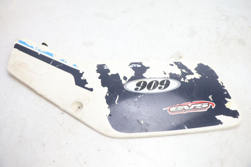 photo de REAR PANEL SUZUKI DR S 600 (1985 - 1989) - Product overview