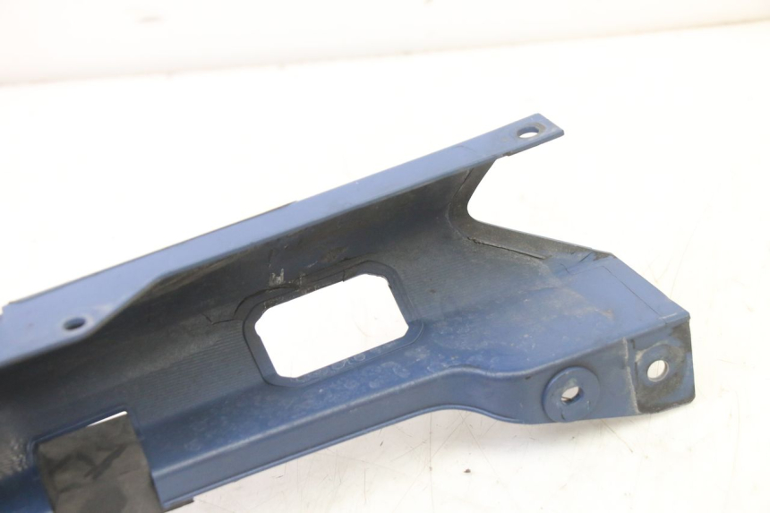 photo de REAR FAIRING YAMAHA FJR ABS 1300 (2006 - 2012) - Fixing points details