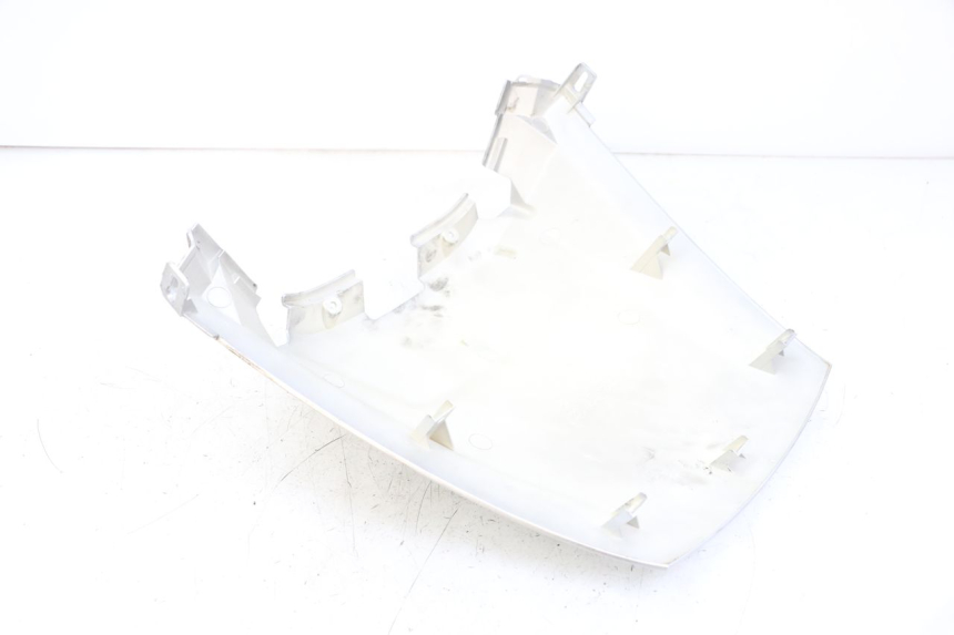 photo de REAR PANEL HONDA FJS SILVERWING SILVER WING 600 (2001 - 2010) - Technical close-up