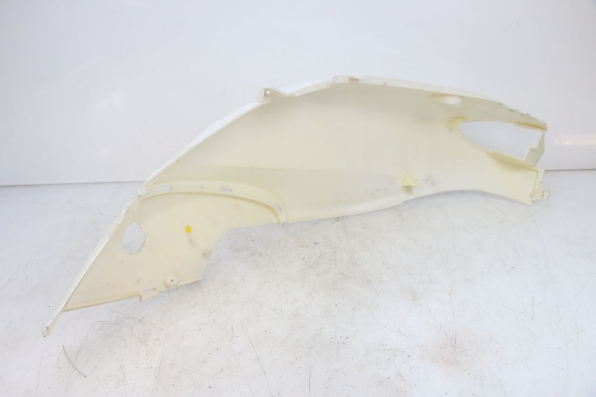 photo de REAR FAIRING PIAGGIO FLY 125 (2005 - 2012) - Distinctive features
