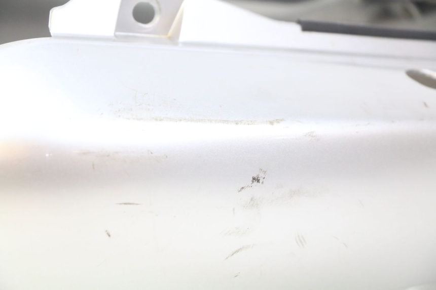 photo de REAR FAIRING YAMAHA FZS FAZER 600 (1998 - 2001) - Additional view of the item